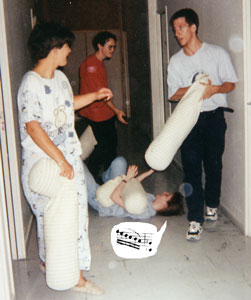 pillow battle (3)